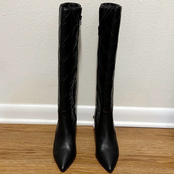 Kurt Geiger Quilted knee high boots - Picture 4 of 15